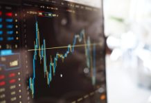 The Incredible Journey of IoT in the Retail Universe The Incredible Journey of IoT in the Retail Universe