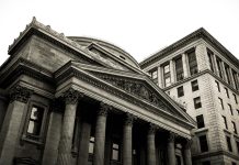 How can community banks benefit from artificial intelligence?